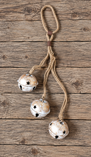 Vianočné kovové rolničky na zavesenie – krémovo-zlaté vintage, 57 × 8 cm